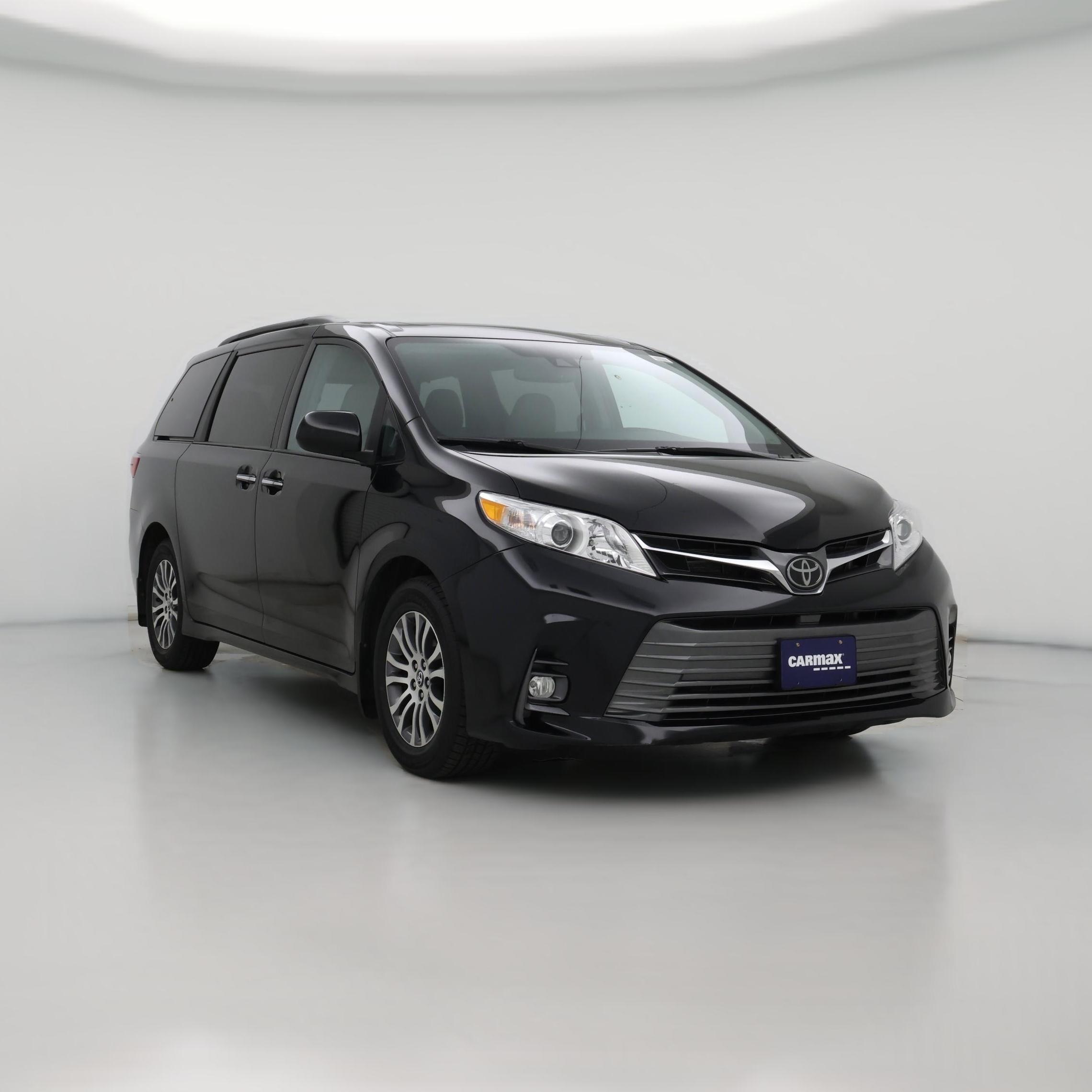 Thumbnail: 2019 Toyota Sienna - 1