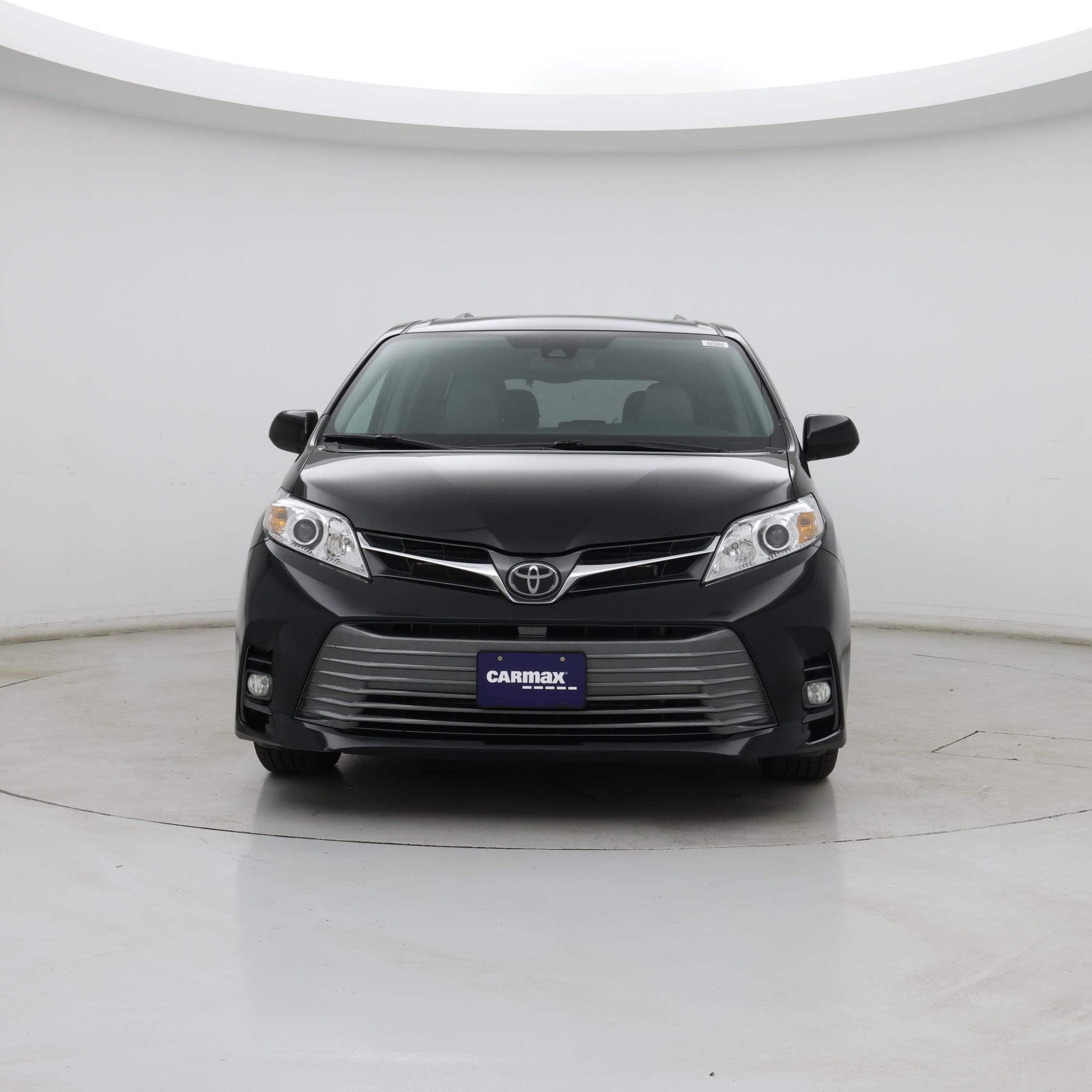 Thumbnail: 2019 Toyota Sienna - 5
