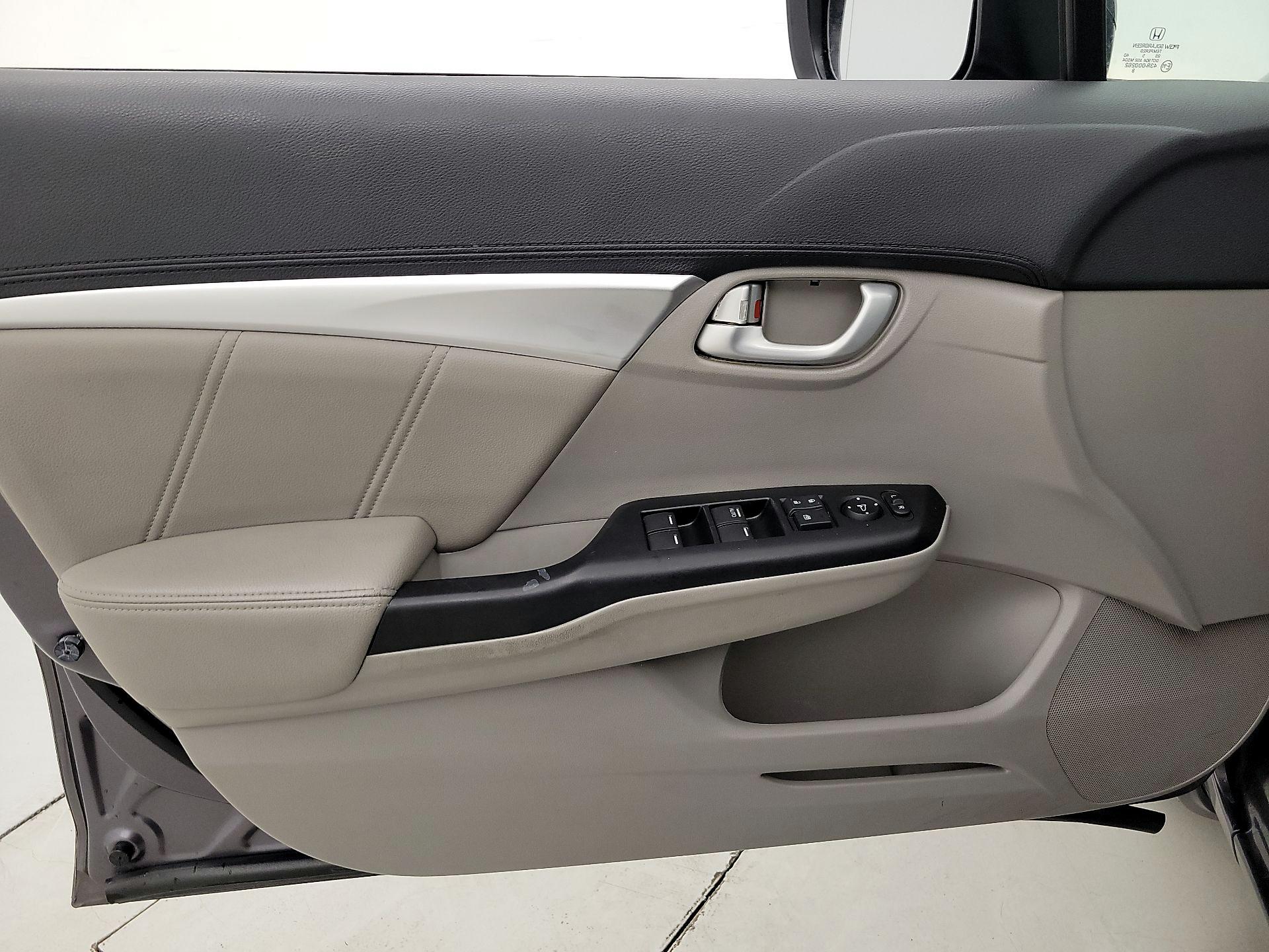 Thumbnail: 2015 Honda Civic - 12