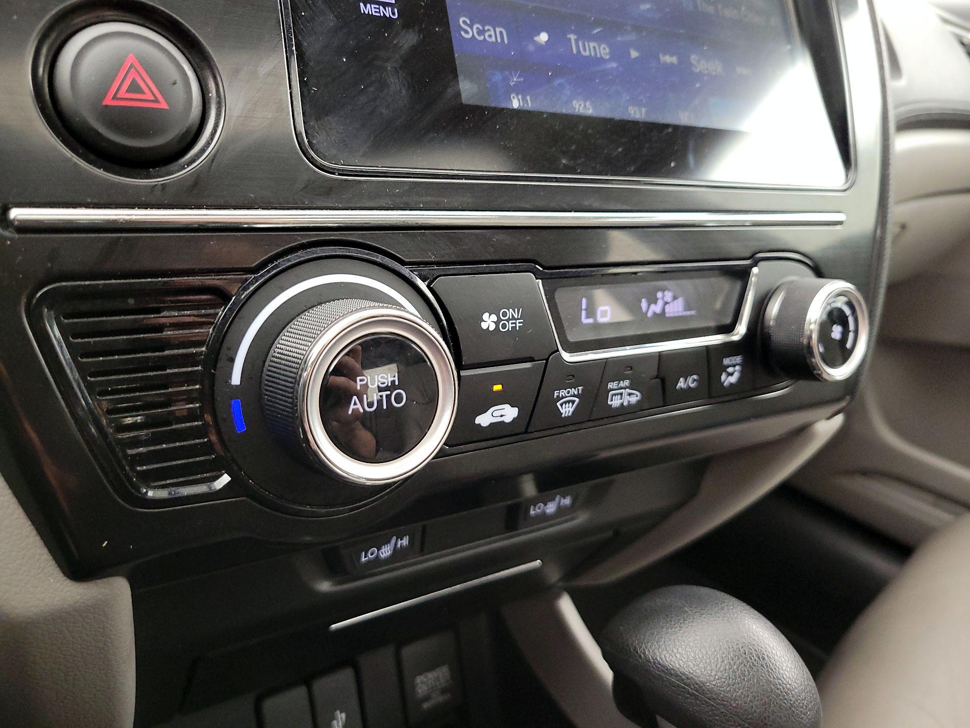 Thumbnail: 2015 Honda Civic - 17
