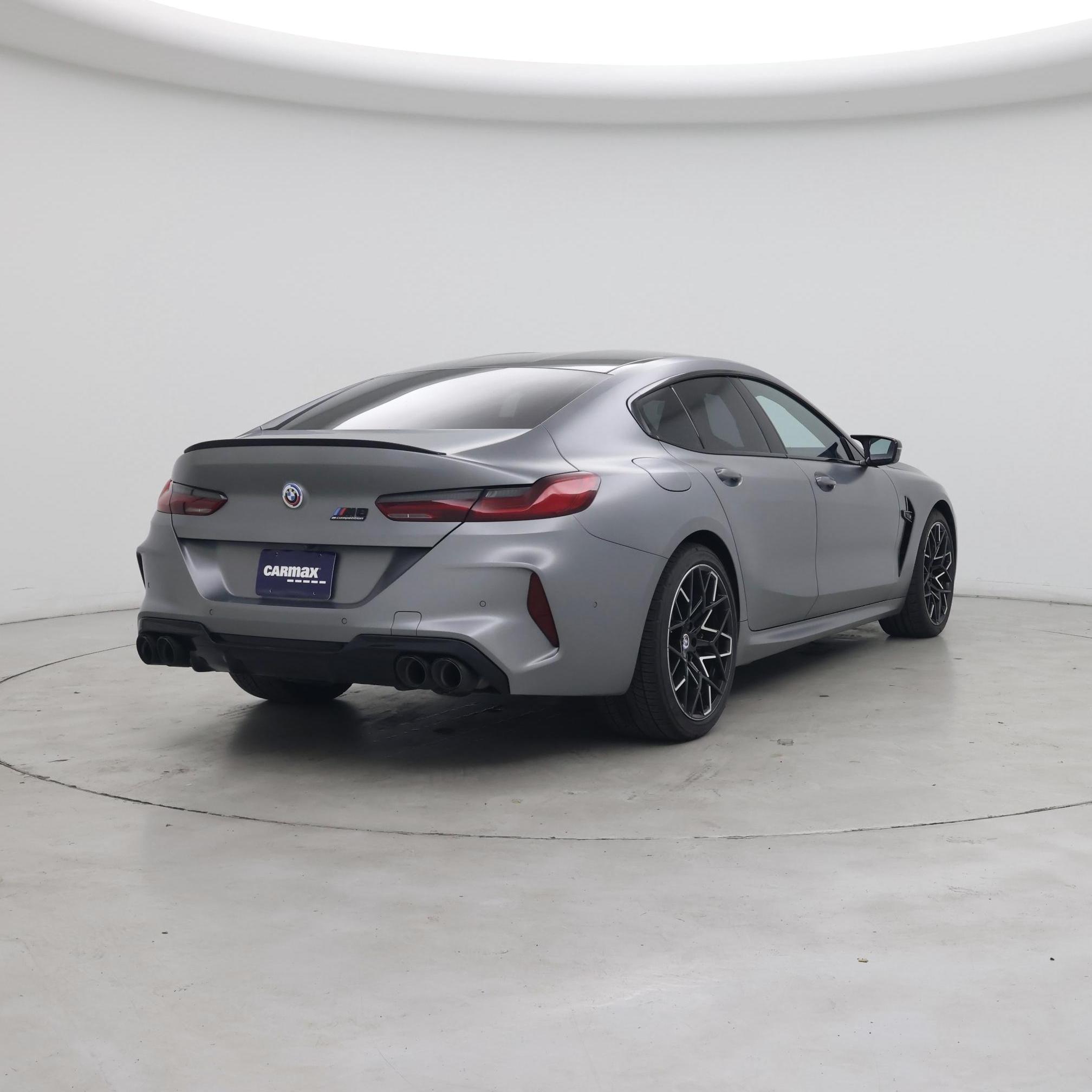 Thumbnail: 2023 BMW M8 - 8