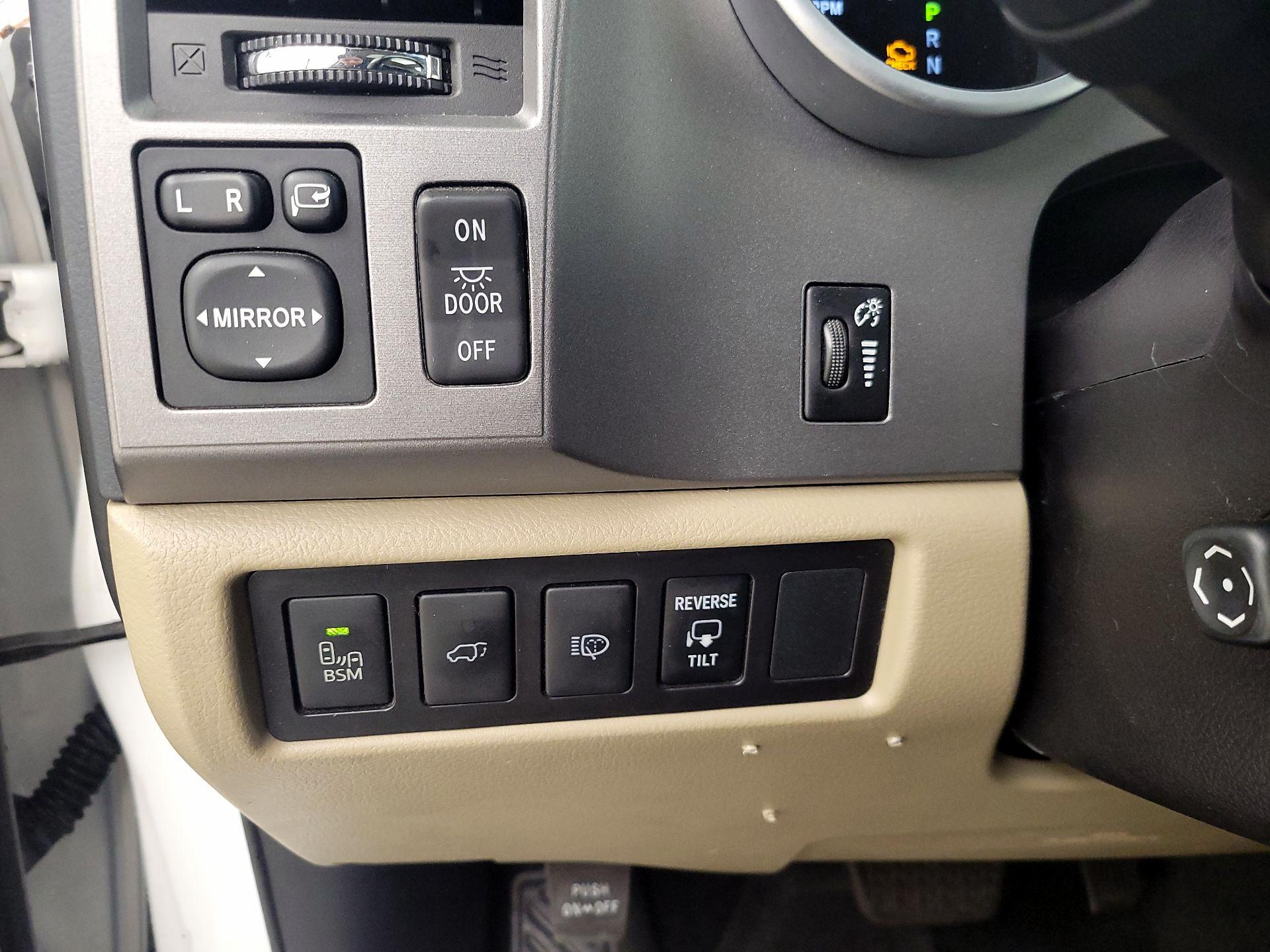 Thumbnail: 2017 Toyota Sequoia - 13