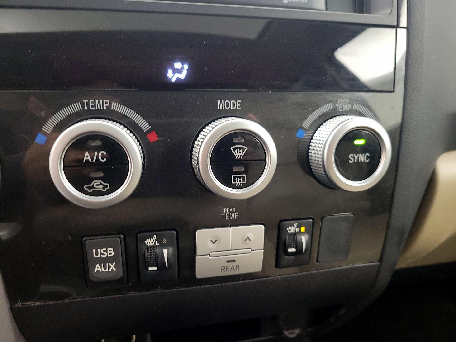 Thumbnail: 2017 Toyota Sequoia - 17