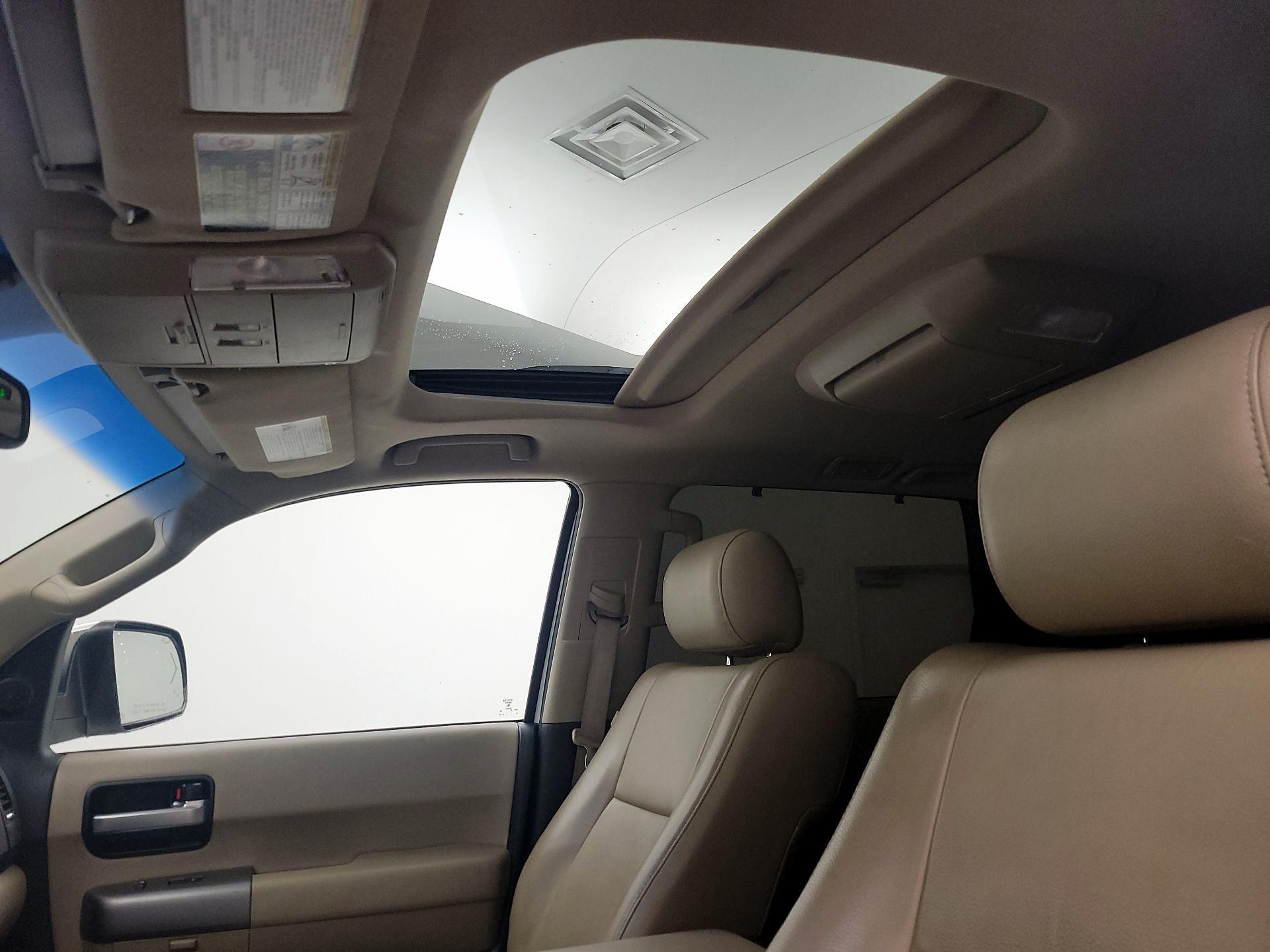 Thumbnail: 2017 Toyota Sequoia - 20