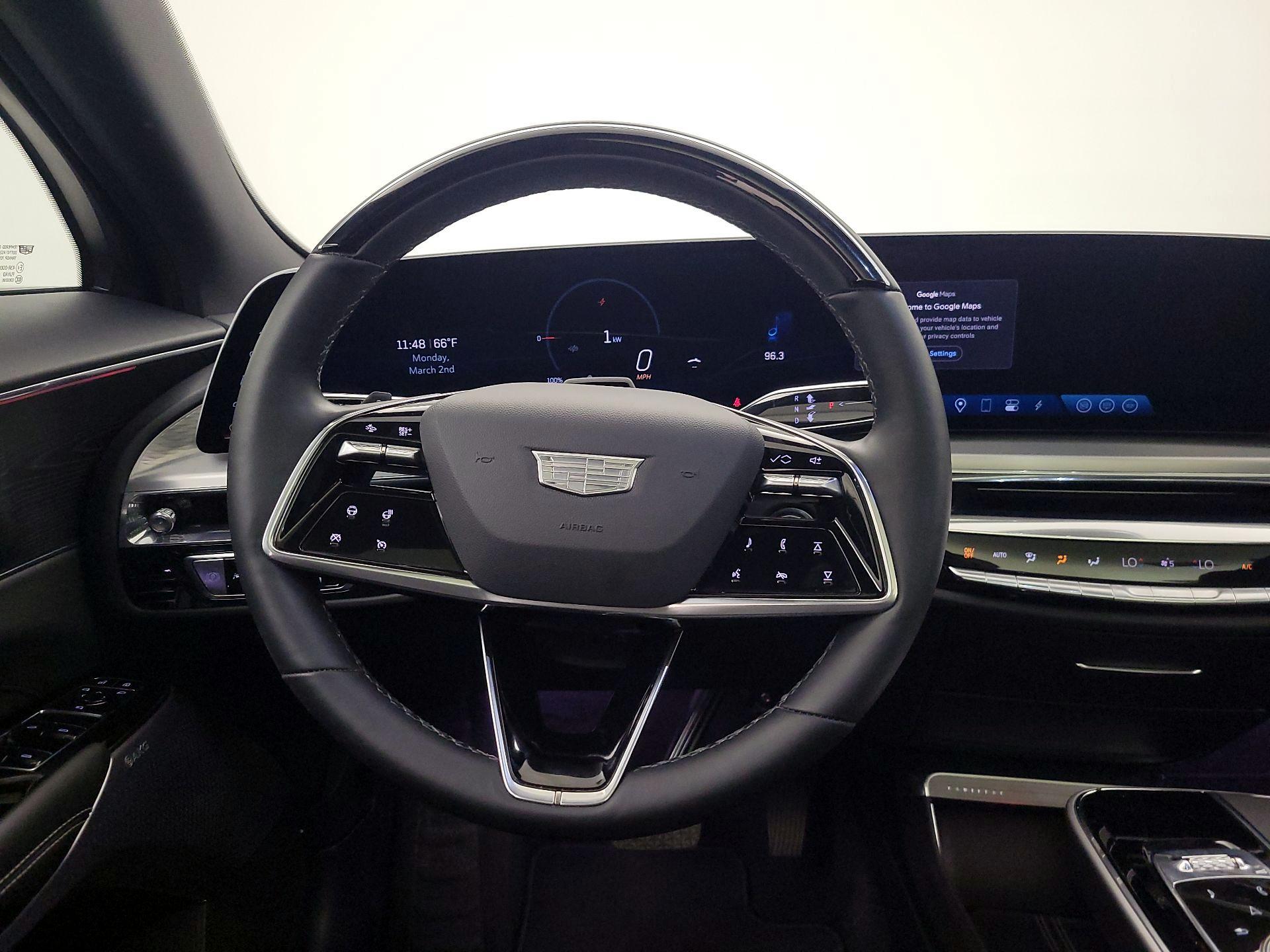 Thumbnail: 2024 Cadillac Lyriq - 9