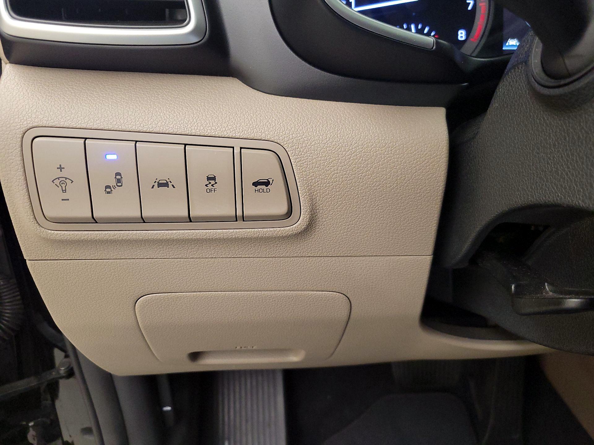 Thumbnail: 2021 Hyundai Tucson - 13