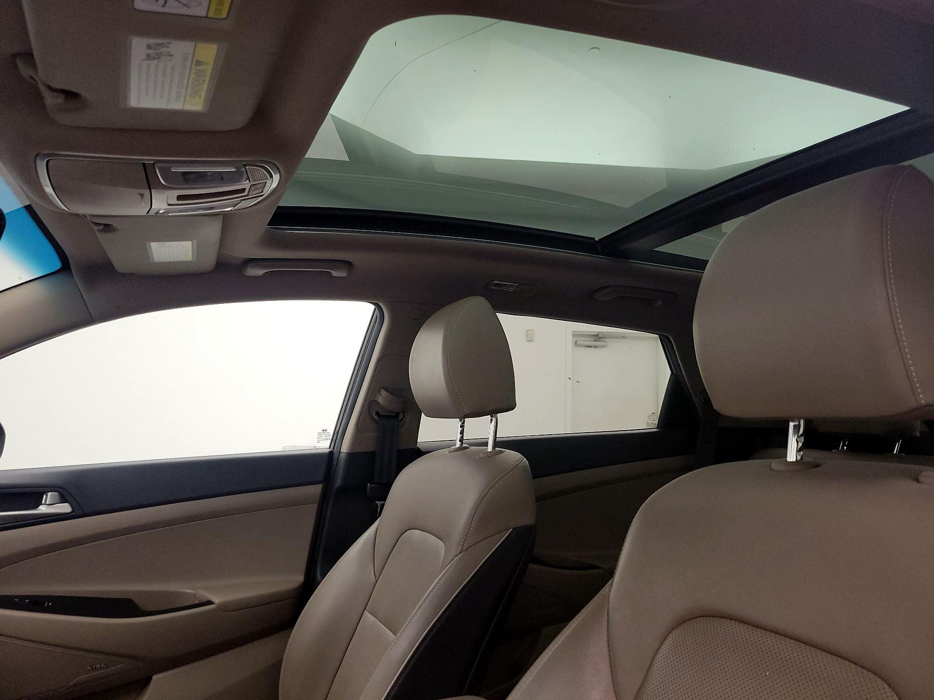 Thumbnail: 2021 Hyundai Tucson - 20