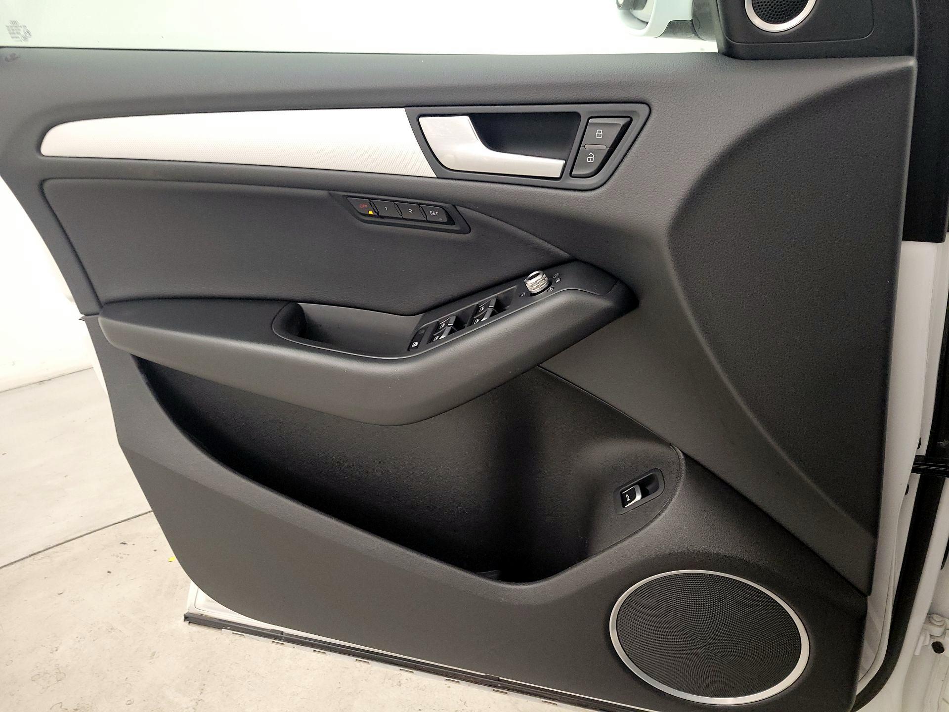 Thumbnail: 2017 Audi Q5 - 12