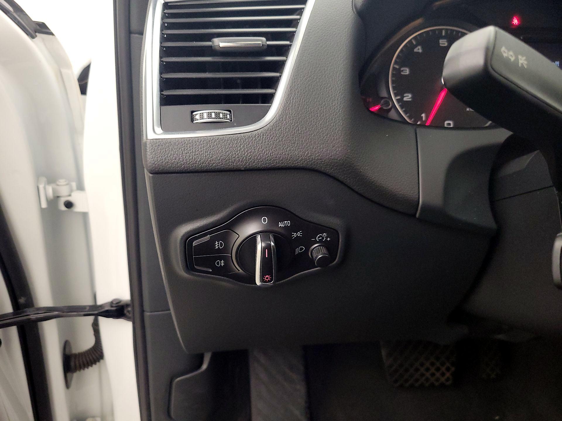 Thumbnail: 2017 Audi Q5 - 13