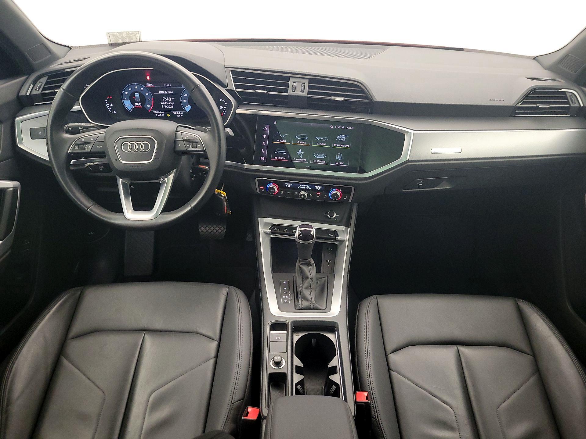 Thumbnail: 2023 Audi Q3 - 9