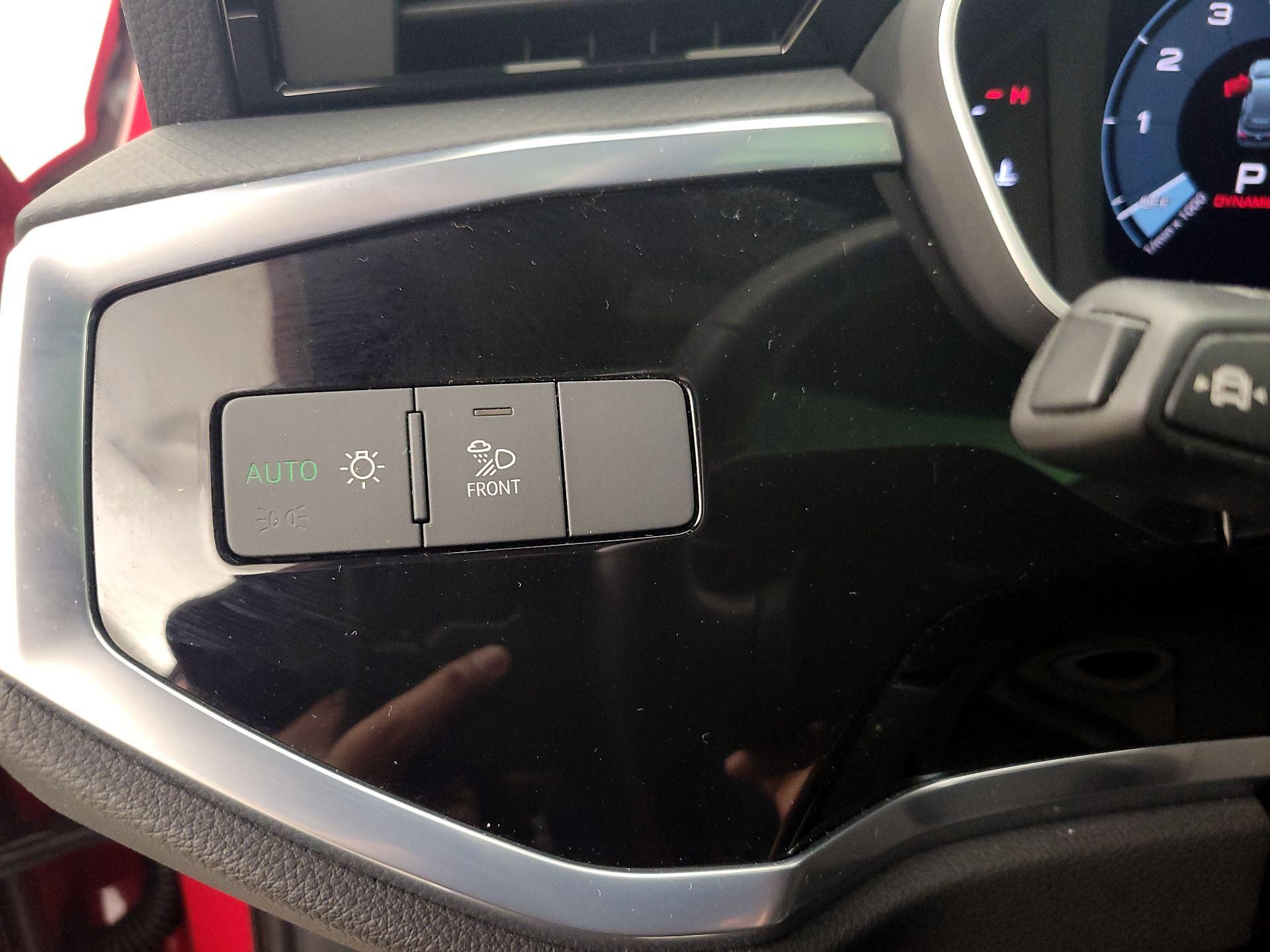 Thumbnail: 2023 Audi Q3 - 13