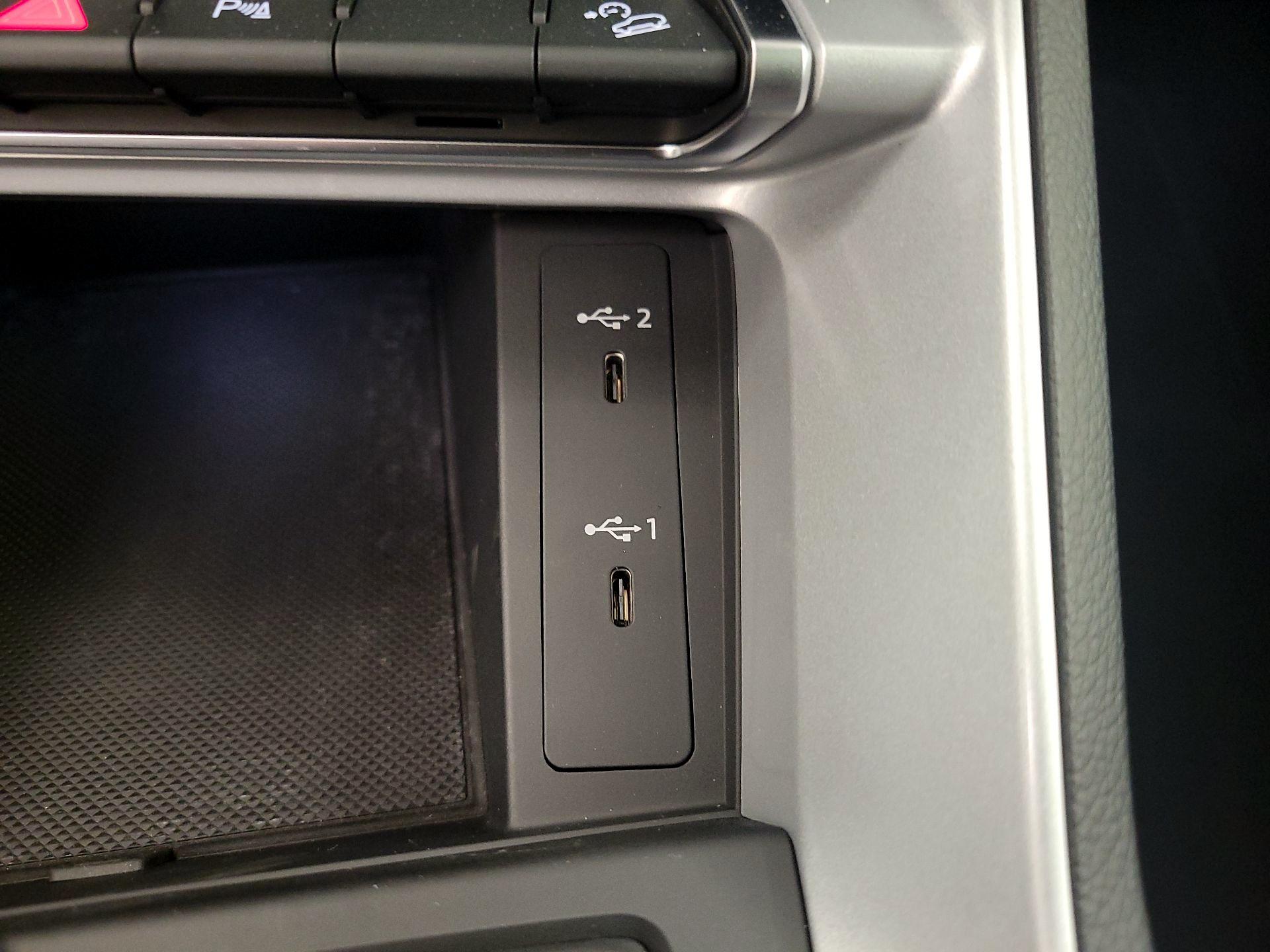 Thumbnail: 2023 Audi Q3 - 18