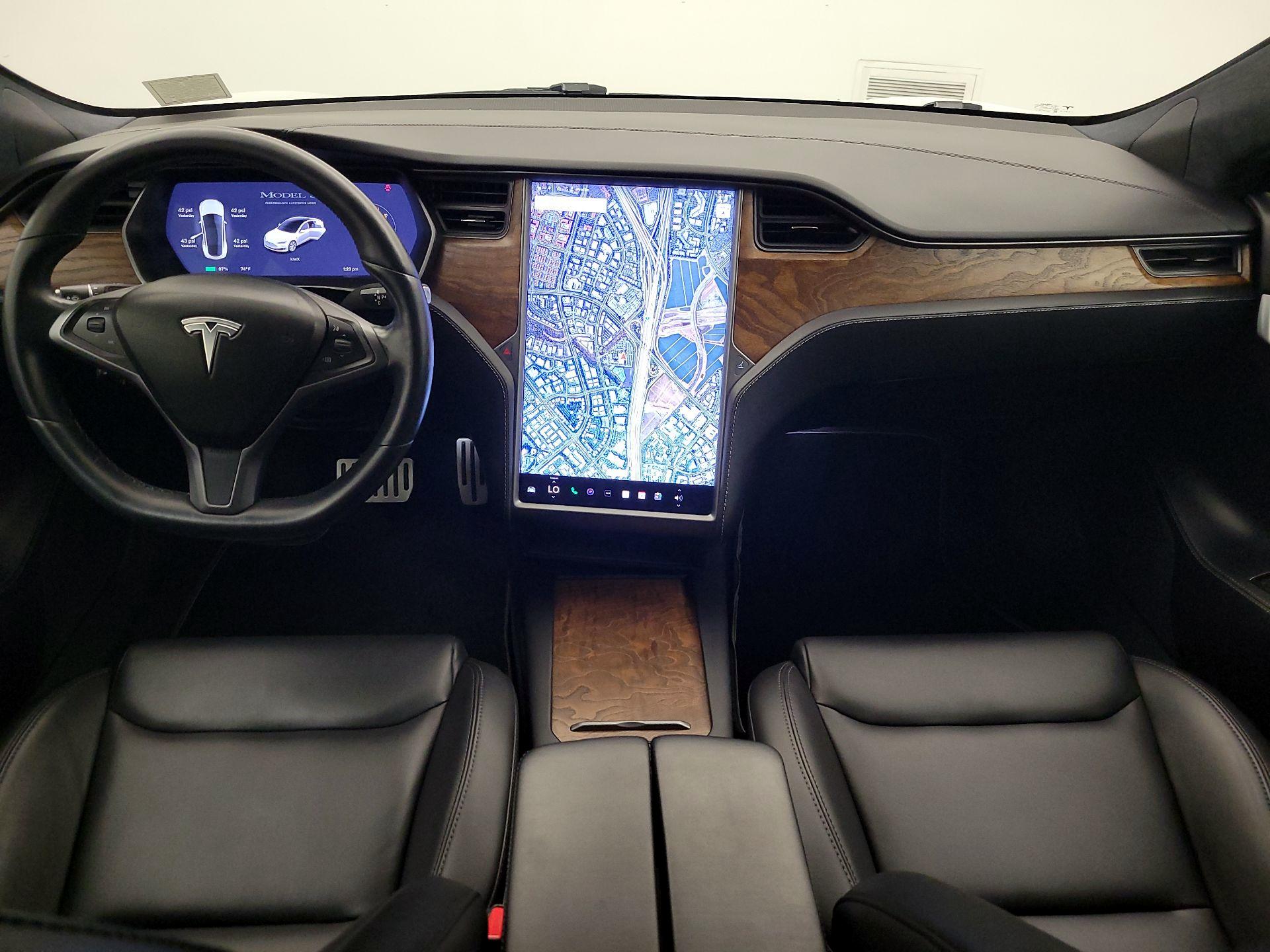 Thumbnail: 2020 Tesla Model S - 9
