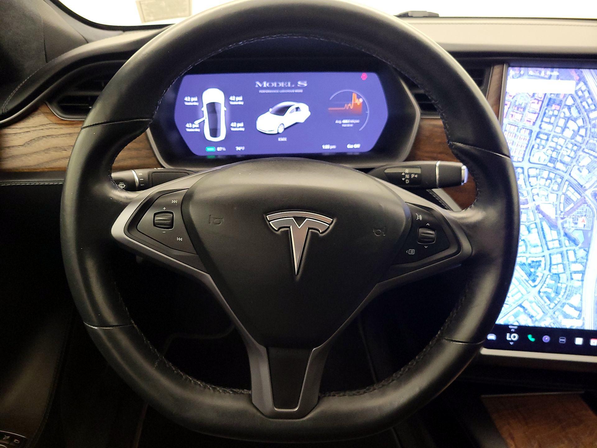 Thumbnail: 2020 Tesla Model S - 10