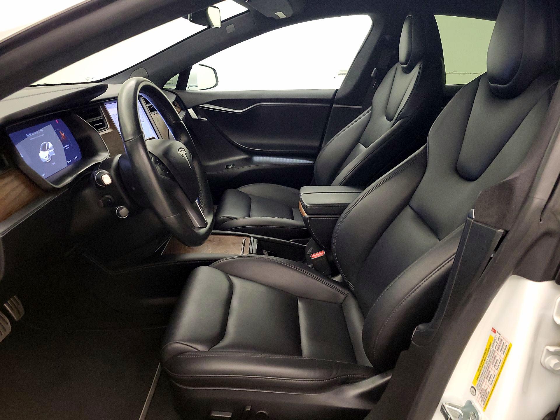 Thumbnail: 2020 Tesla Model S - 11