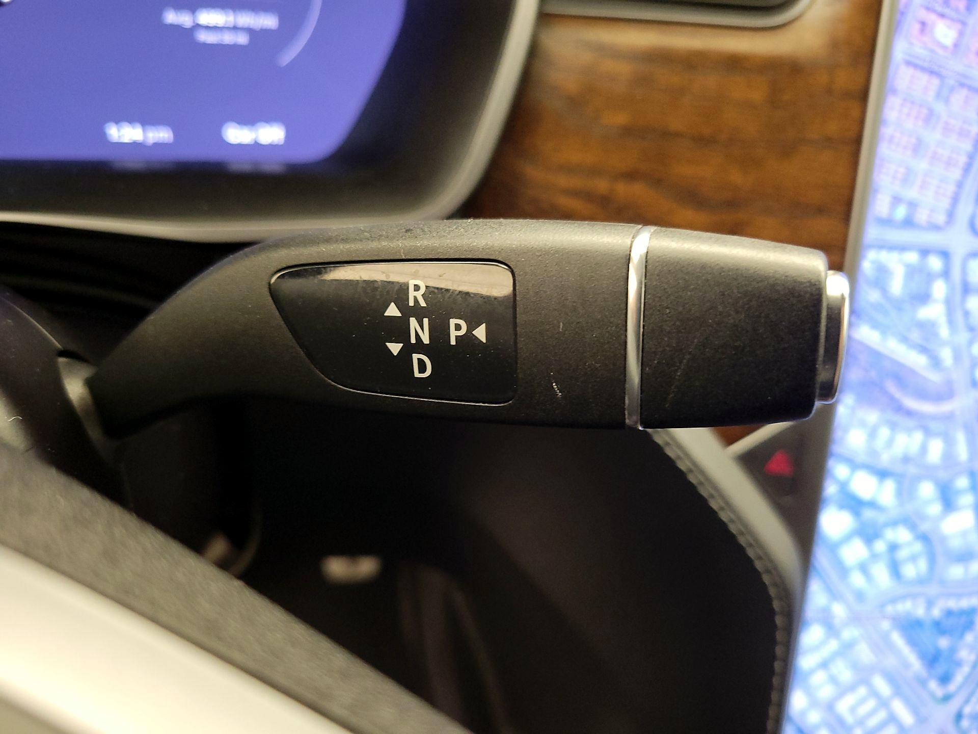 Thumbnail: 2020 Tesla Model S - 17