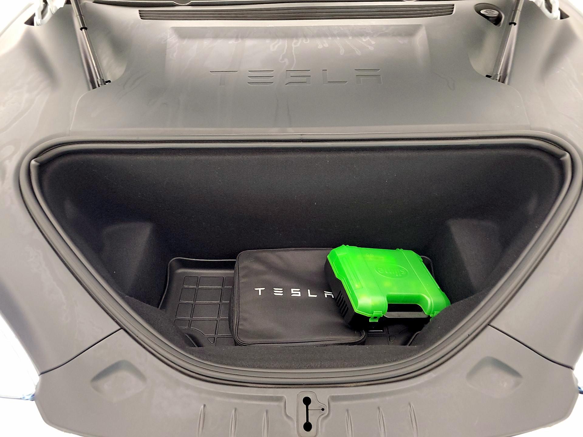 Thumbnail: 2020 Tesla Model S - 20