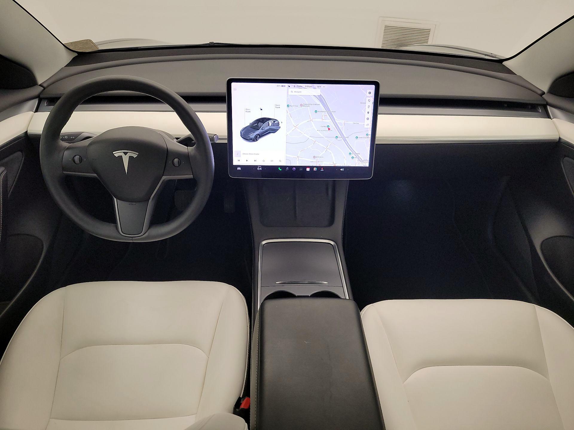 Thumbnail: 2022 Tesla Model 3 - 9