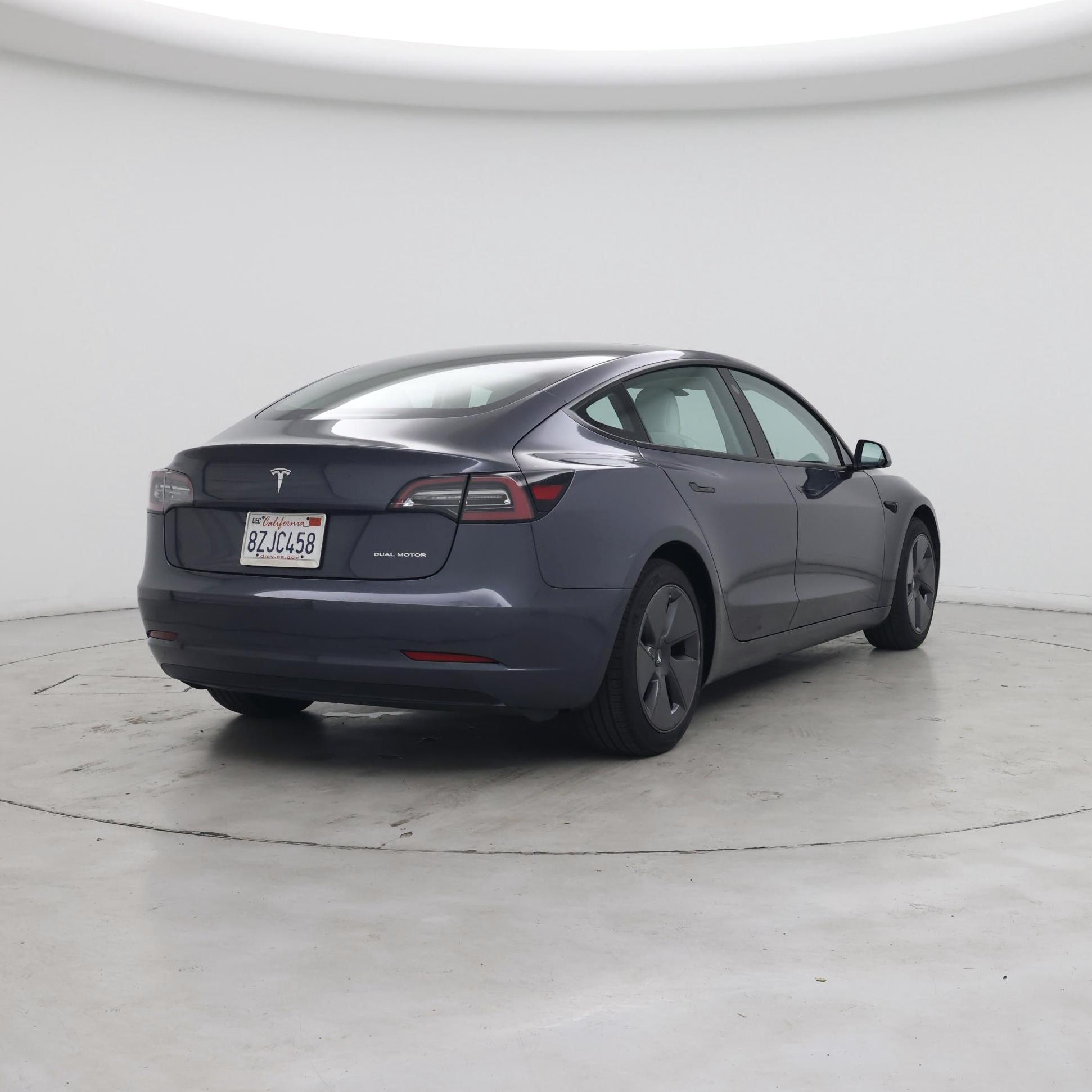 Thumbnail: 2022 Tesla Model 3 - 8
