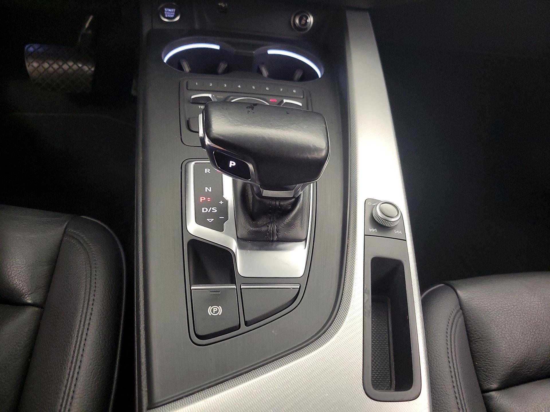 Thumbnail: 2018 Audi A4 - 17