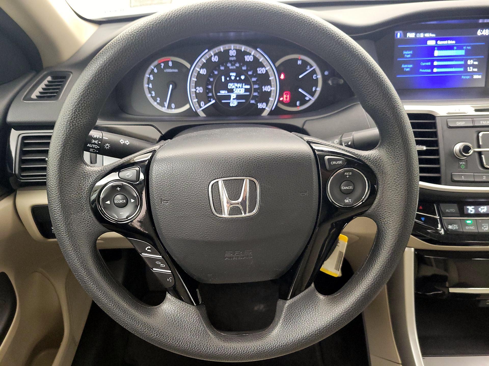 Thumbnail: 2017 Honda Accord - 10