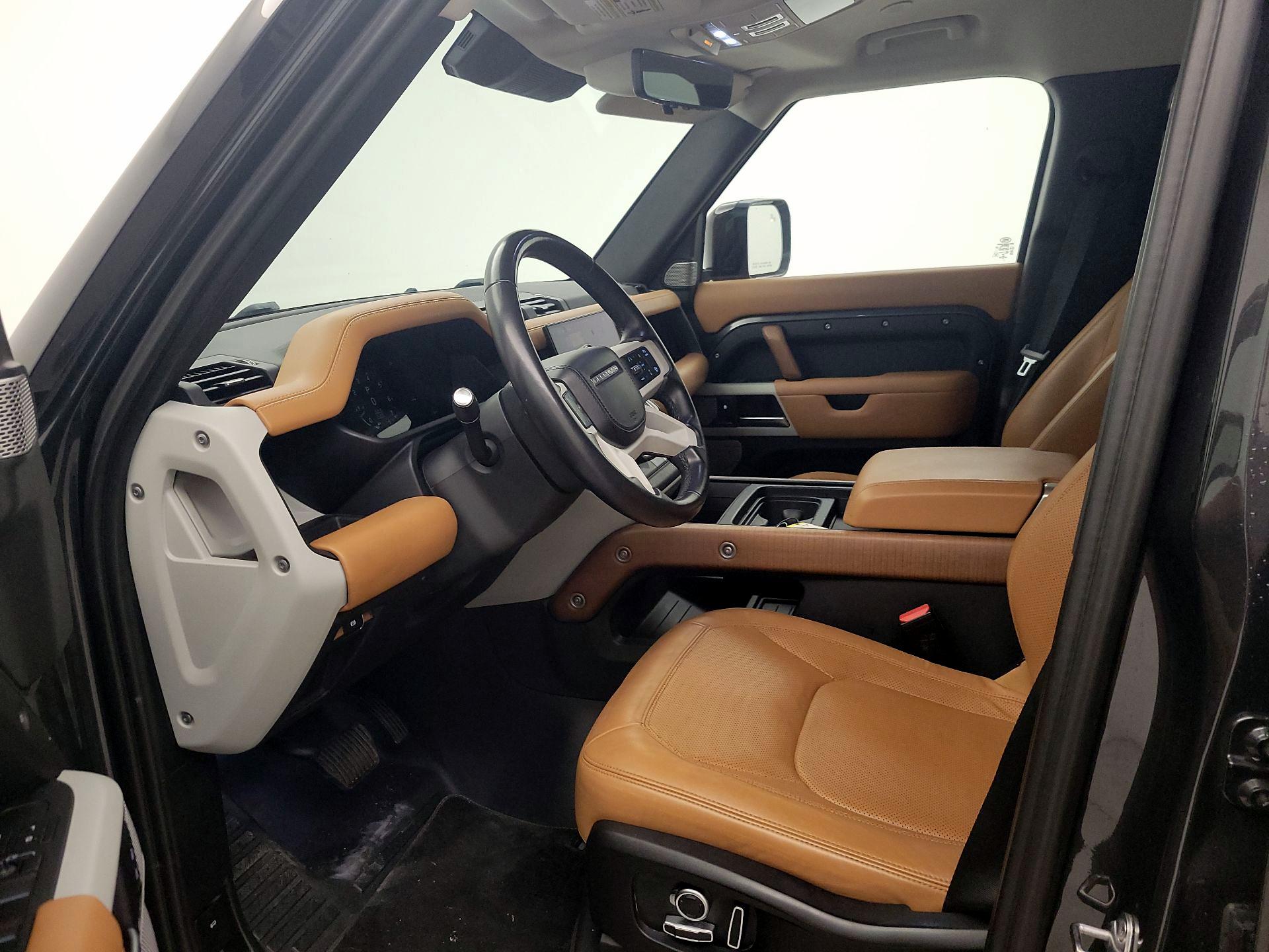 Thumbnail: 2023 Land Rover Defender - 9