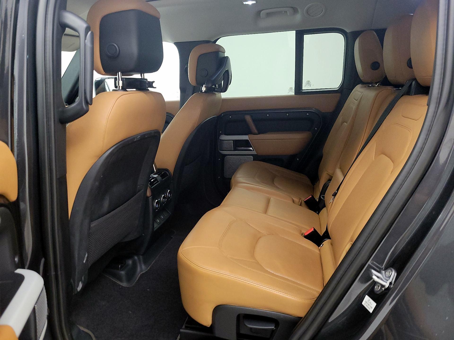 Thumbnail: 2023 Land Rover Defender - 17