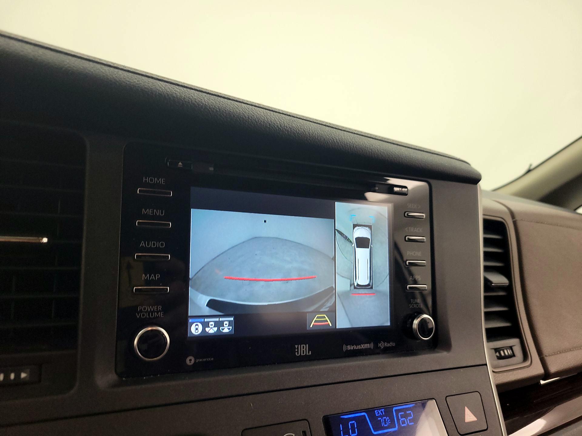 Thumbnail: 2020 Toyota Sienna - 14