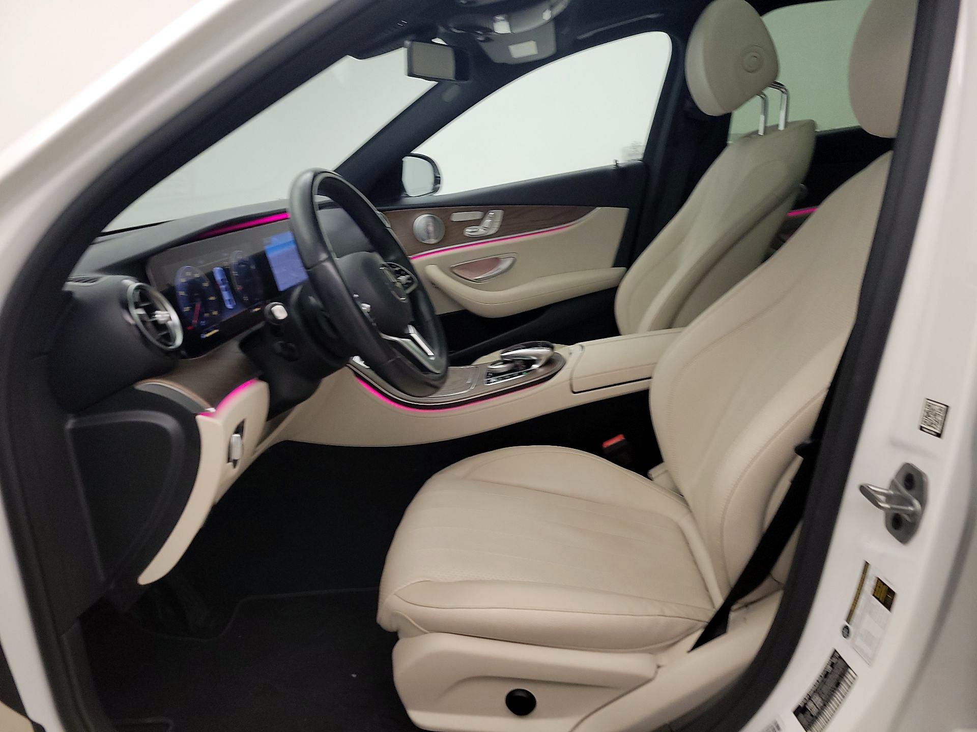 Thumbnail: 2020 Mercedes-Benz E-Class - 11