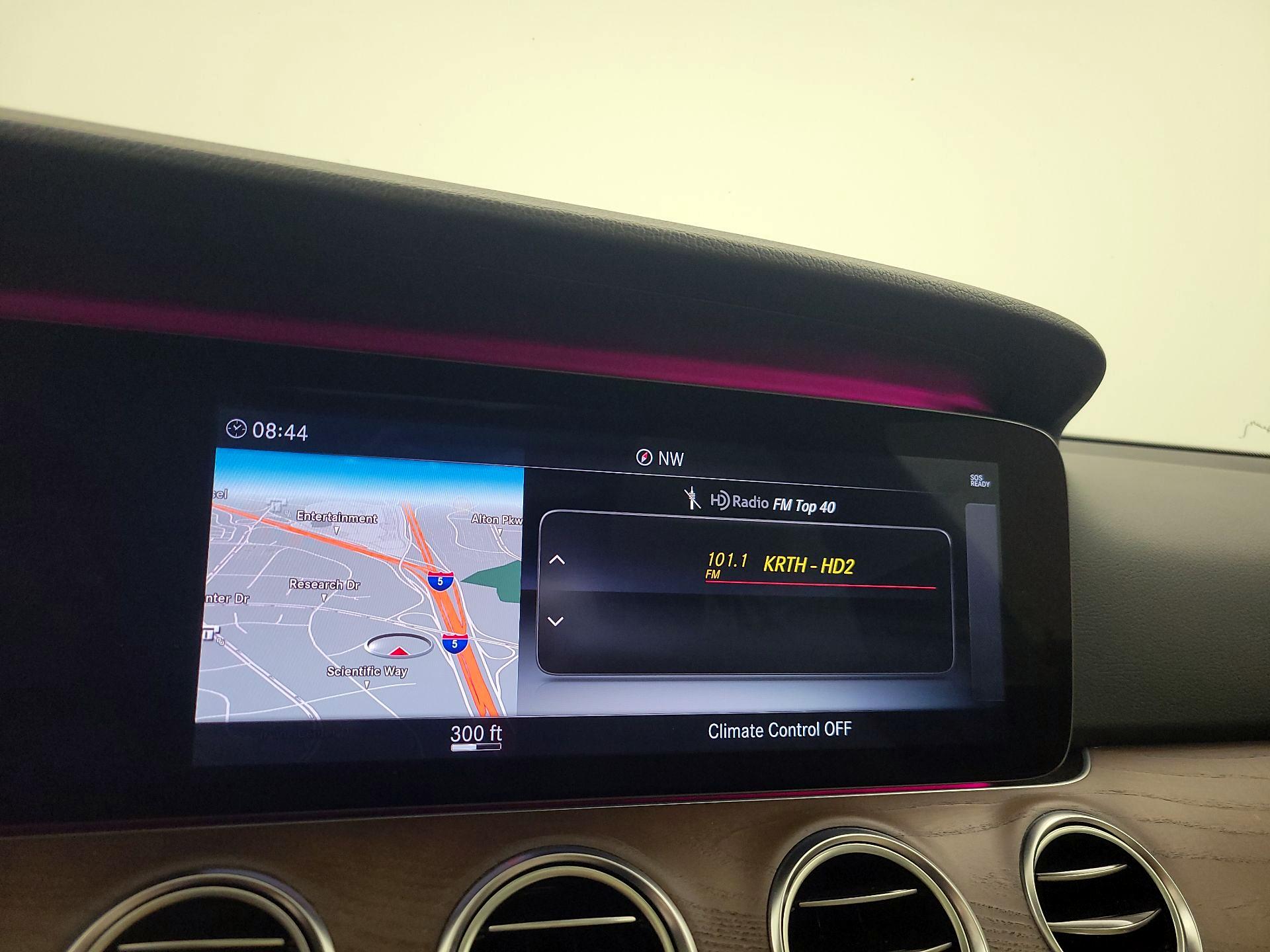 Thumbnail: 2020 Mercedes-Benz E-Class - 16