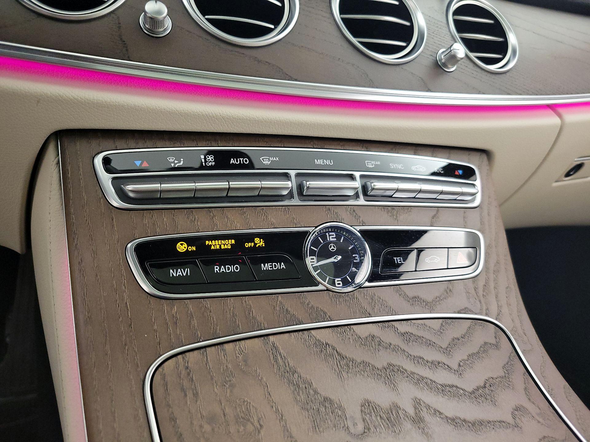 Thumbnail: 2020 Mercedes-Benz E-Class - 17