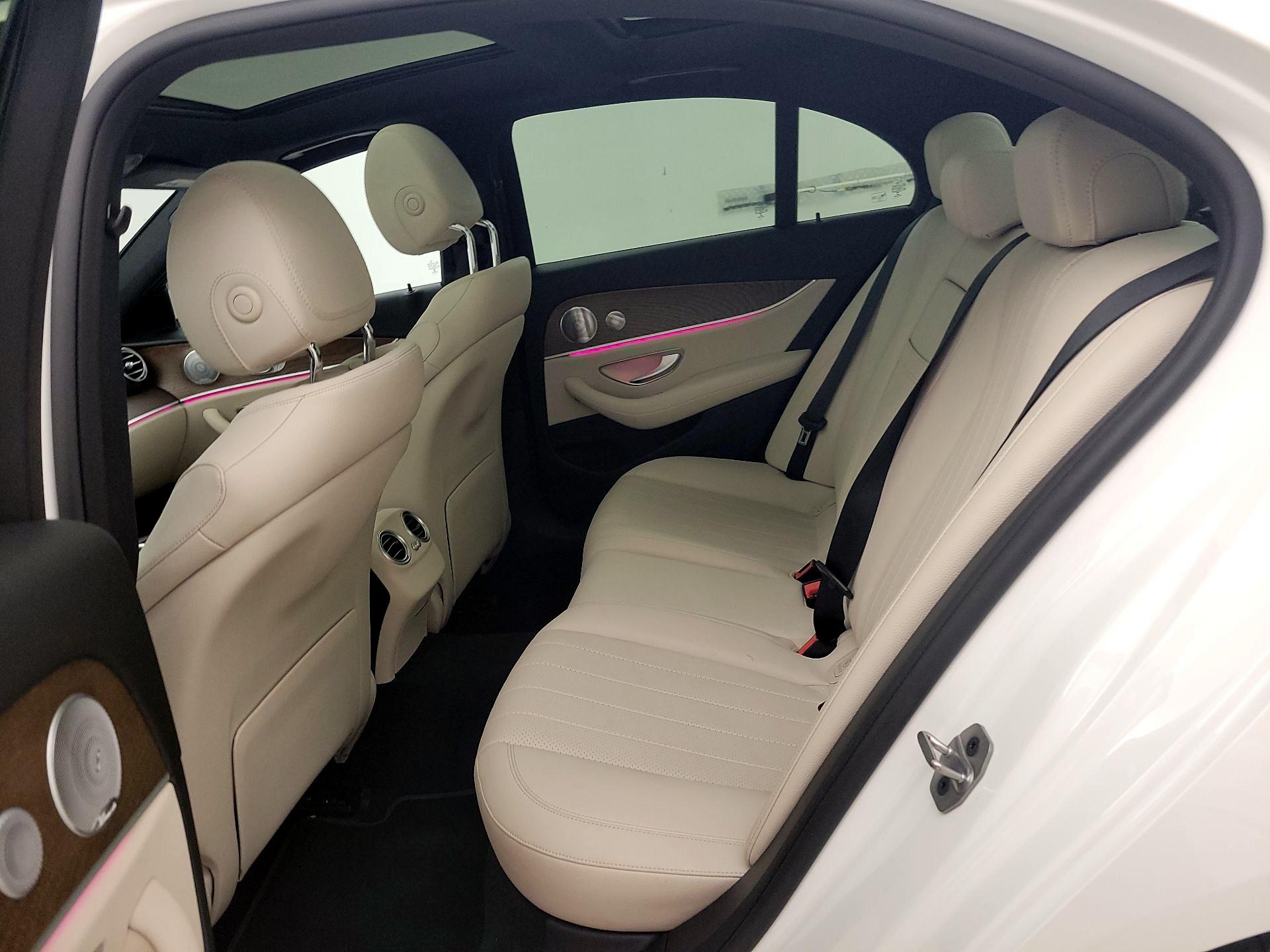 Thumbnail: 2020 Mercedes-Benz E-Class - 20