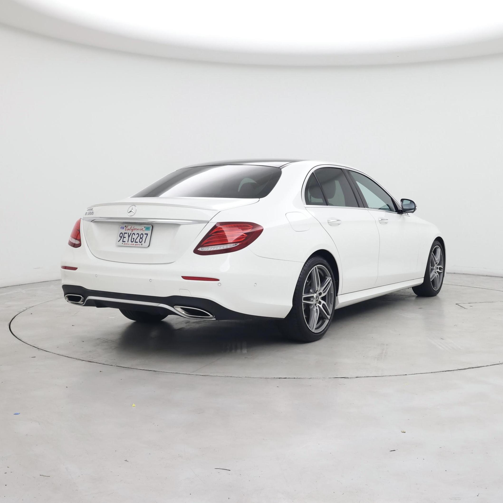 Thumbnail: 2020 Mercedes-Benz E-Class - 8