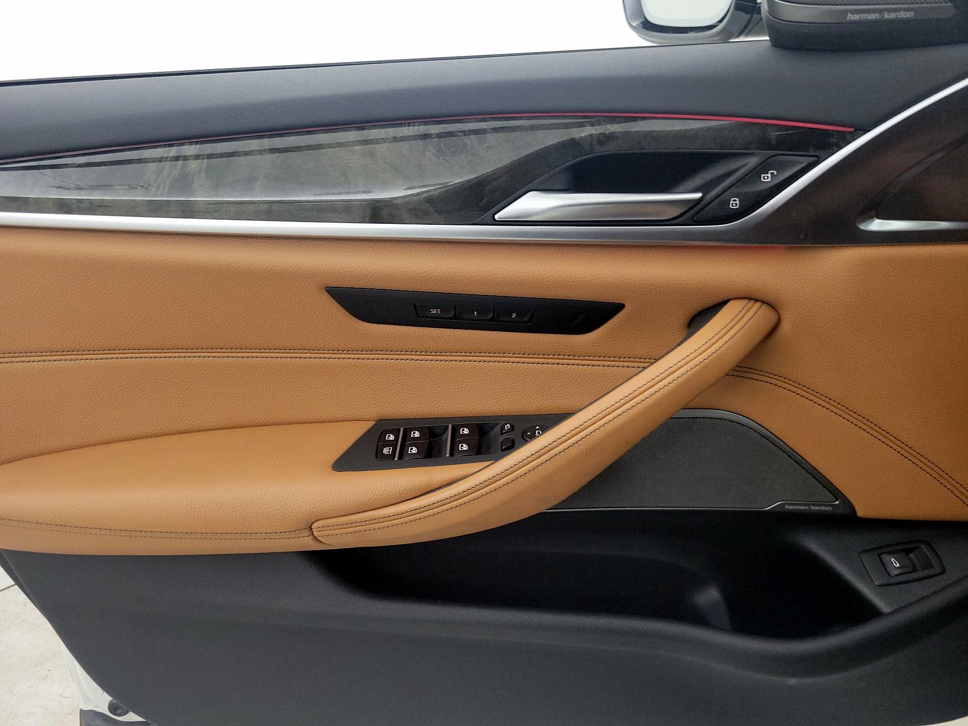 Thumbnail: 2022 BMW 5 Series - 12