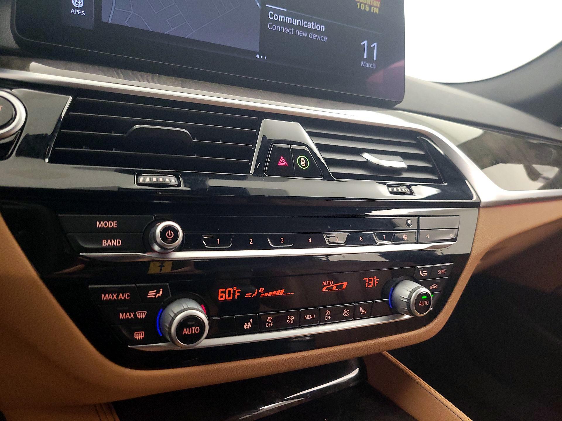 Thumbnail: 2022 BMW 5 Series - 17