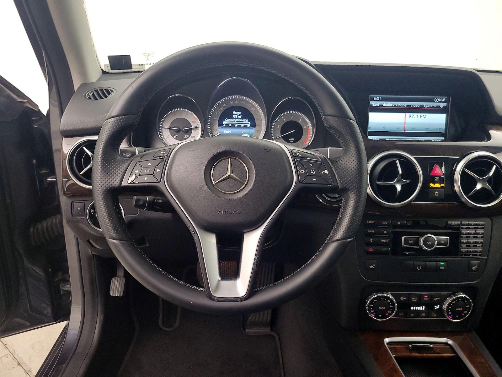 2015 Mercedes-Benz GLK-Class GLK350 - Photo 11