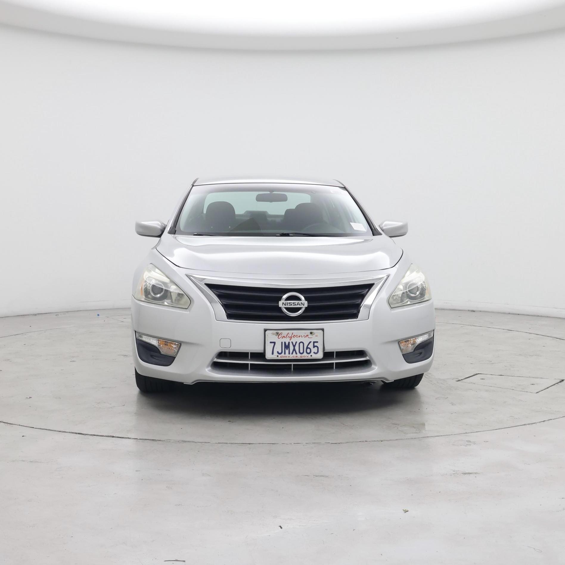 Thumbnail: 2015 Nissan Altima - 5