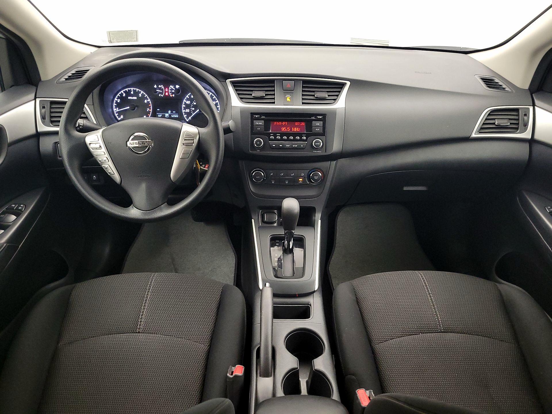 Thumbnail: 2016 Nissan Sentra - 9