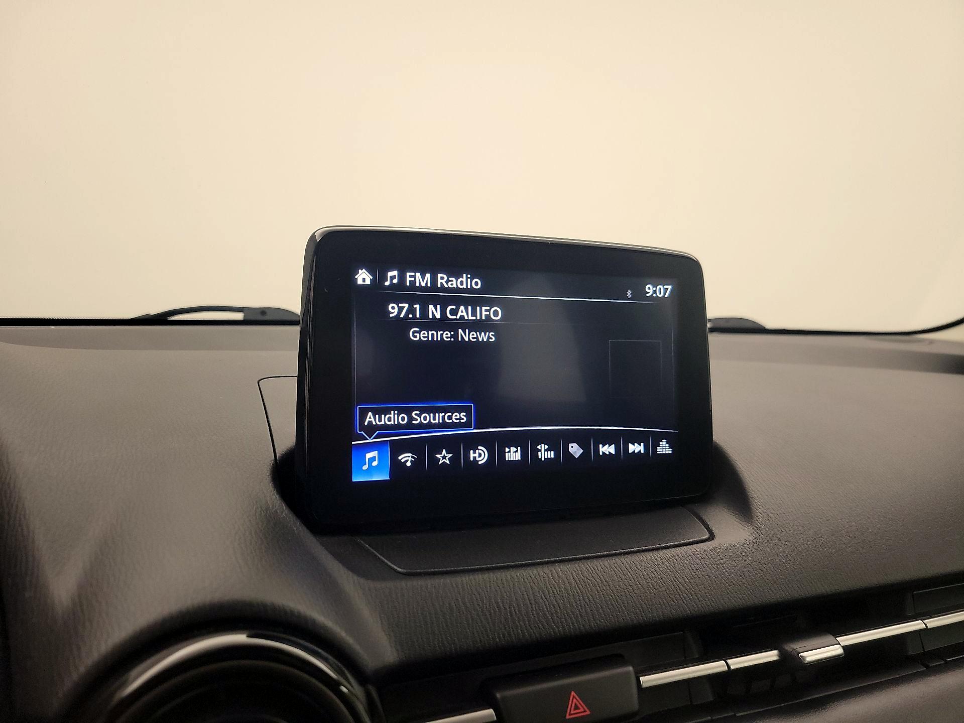 Thumbnail: 2020 Toyota Yaris - 15