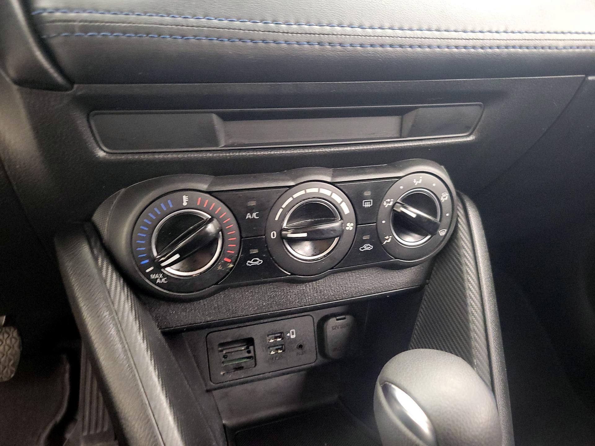 Thumbnail: 2020 Toyota Yaris - 16