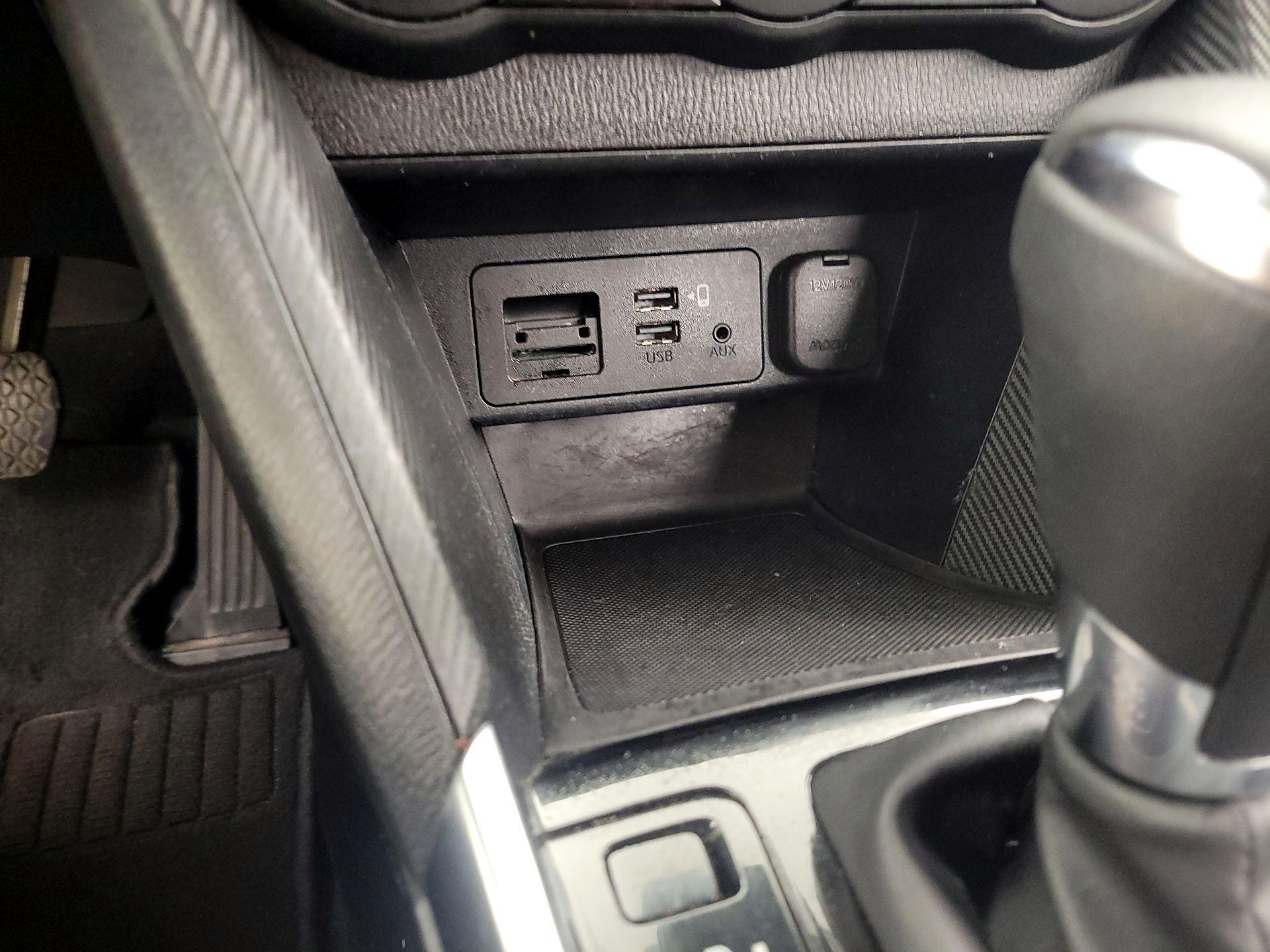 Thumbnail: 2020 Toyota Yaris - 18