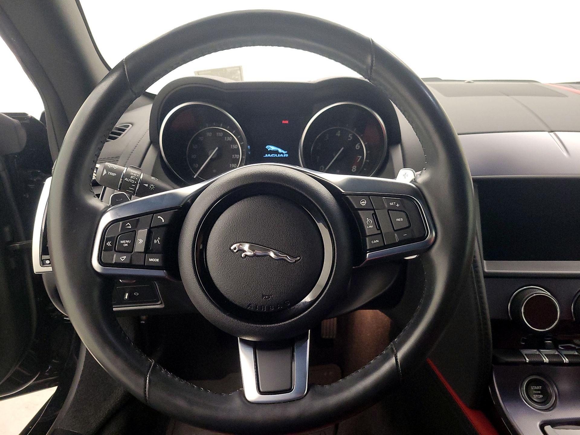 Thumbnail: 2020 Jaguar F-Type - 10