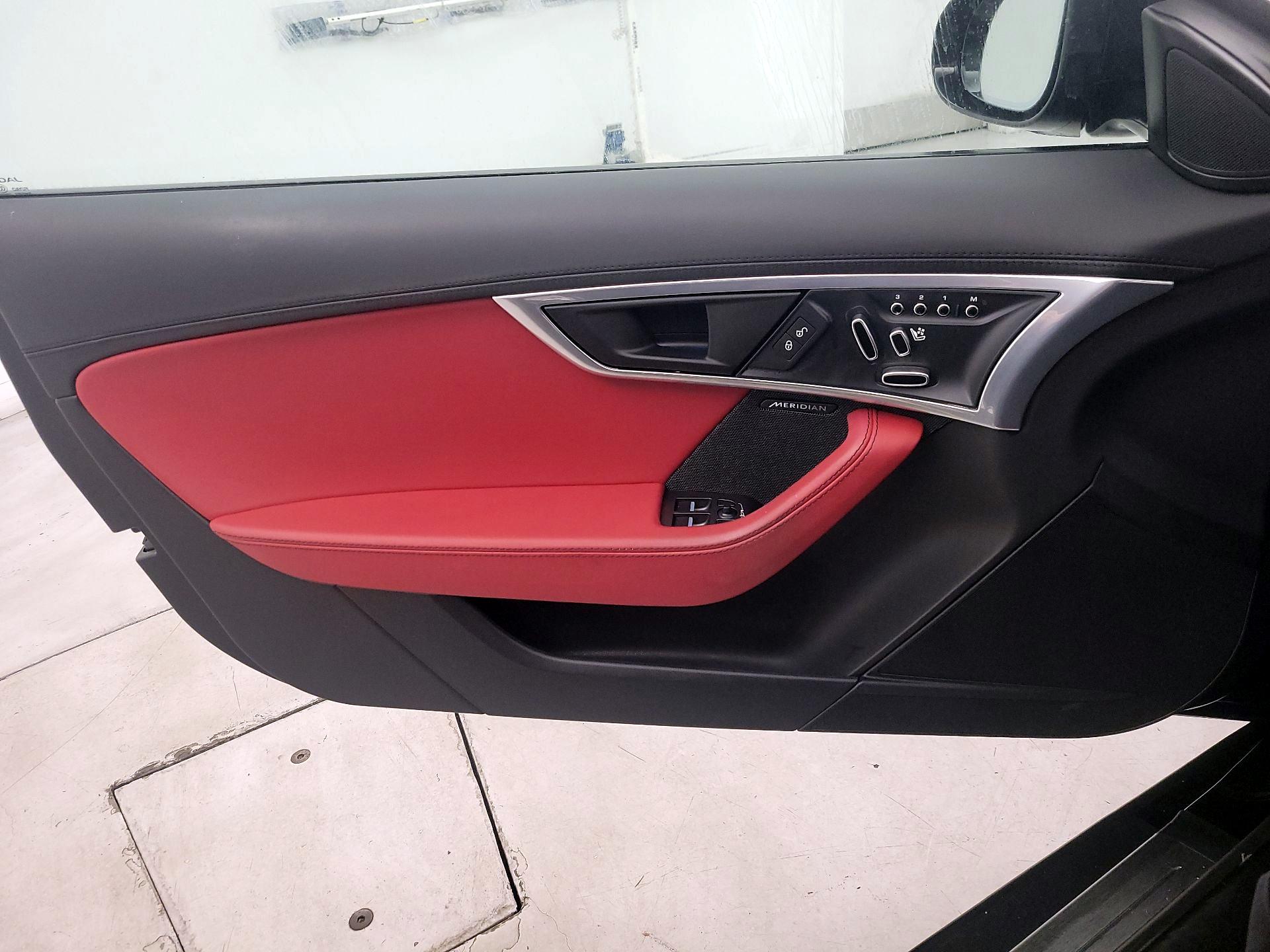 Thumbnail: 2020 Jaguar F-Type - 12