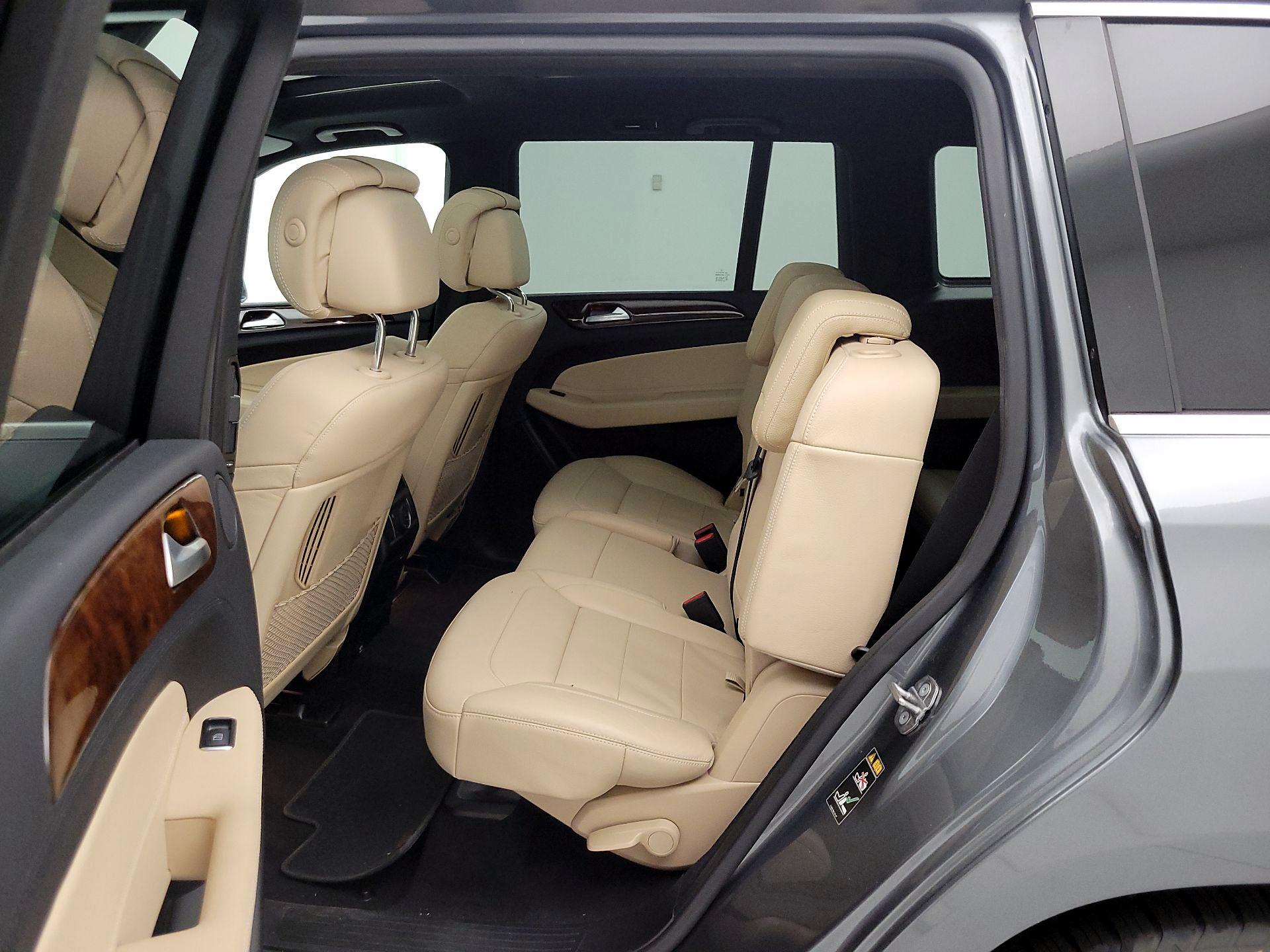 Thumbnail: 2018 Mercedes-Benz GLS - 20
