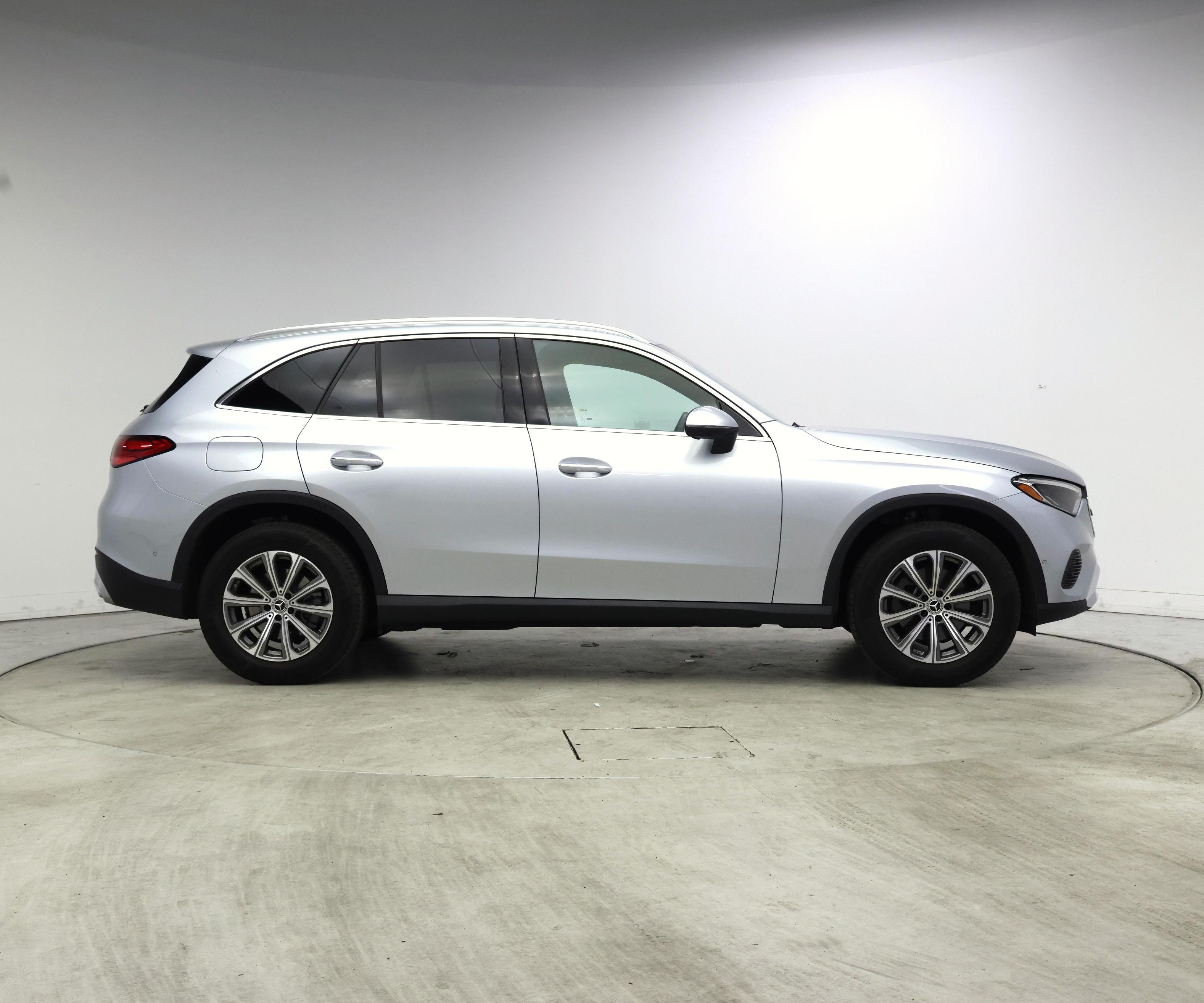 Thumbnail: 2025 Mercedes-Benz GLC - 7