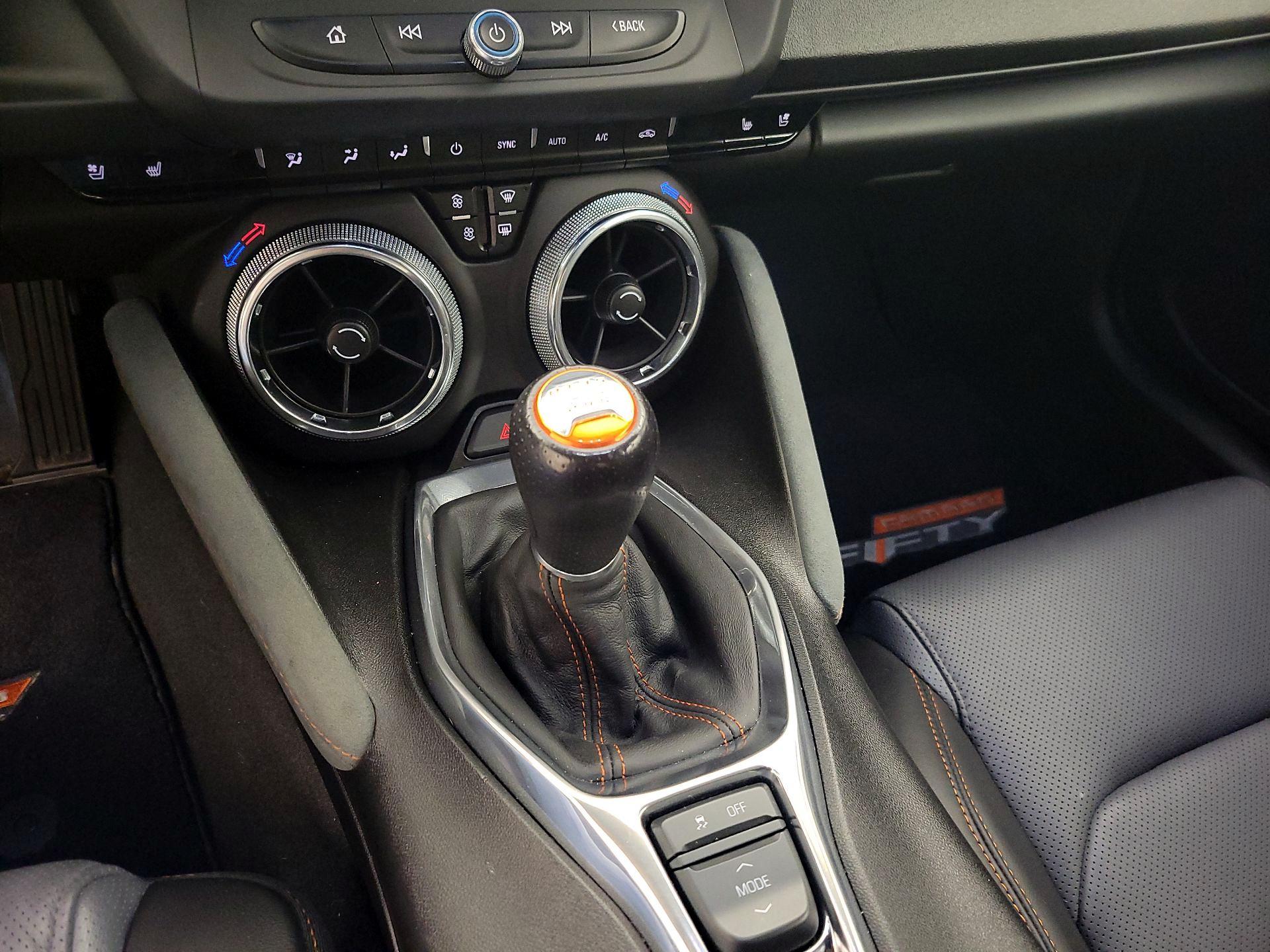 Thumbnail: 2017 Chevrolet Camaro - 15