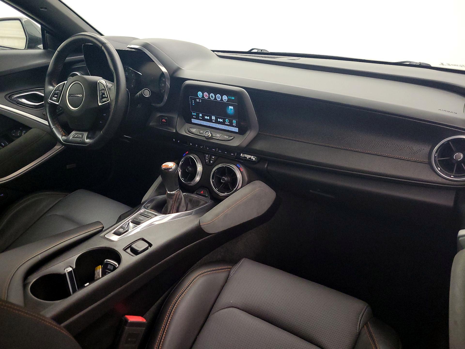 Thumbnail: 2017 Chevrolet Camaro - 8