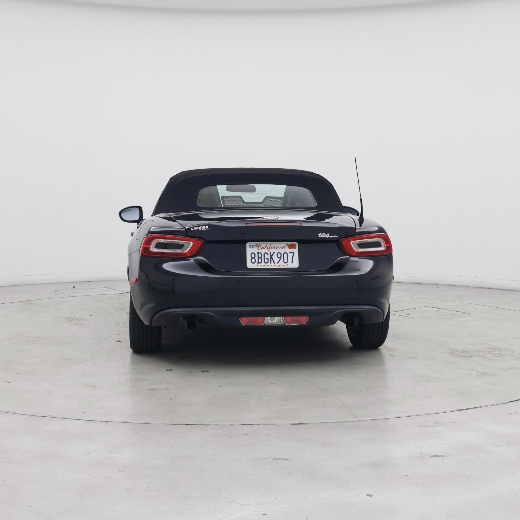 Thumbnail: 2018 Fiat 124 Spider - 6
