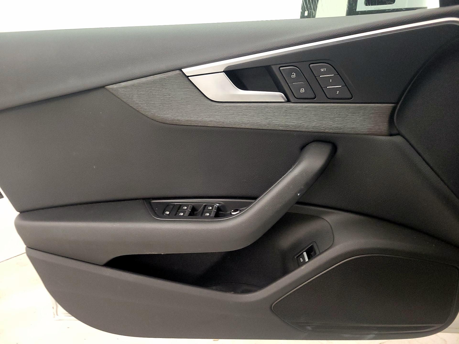 Thumbnail: 2019 Audi A4 - 12