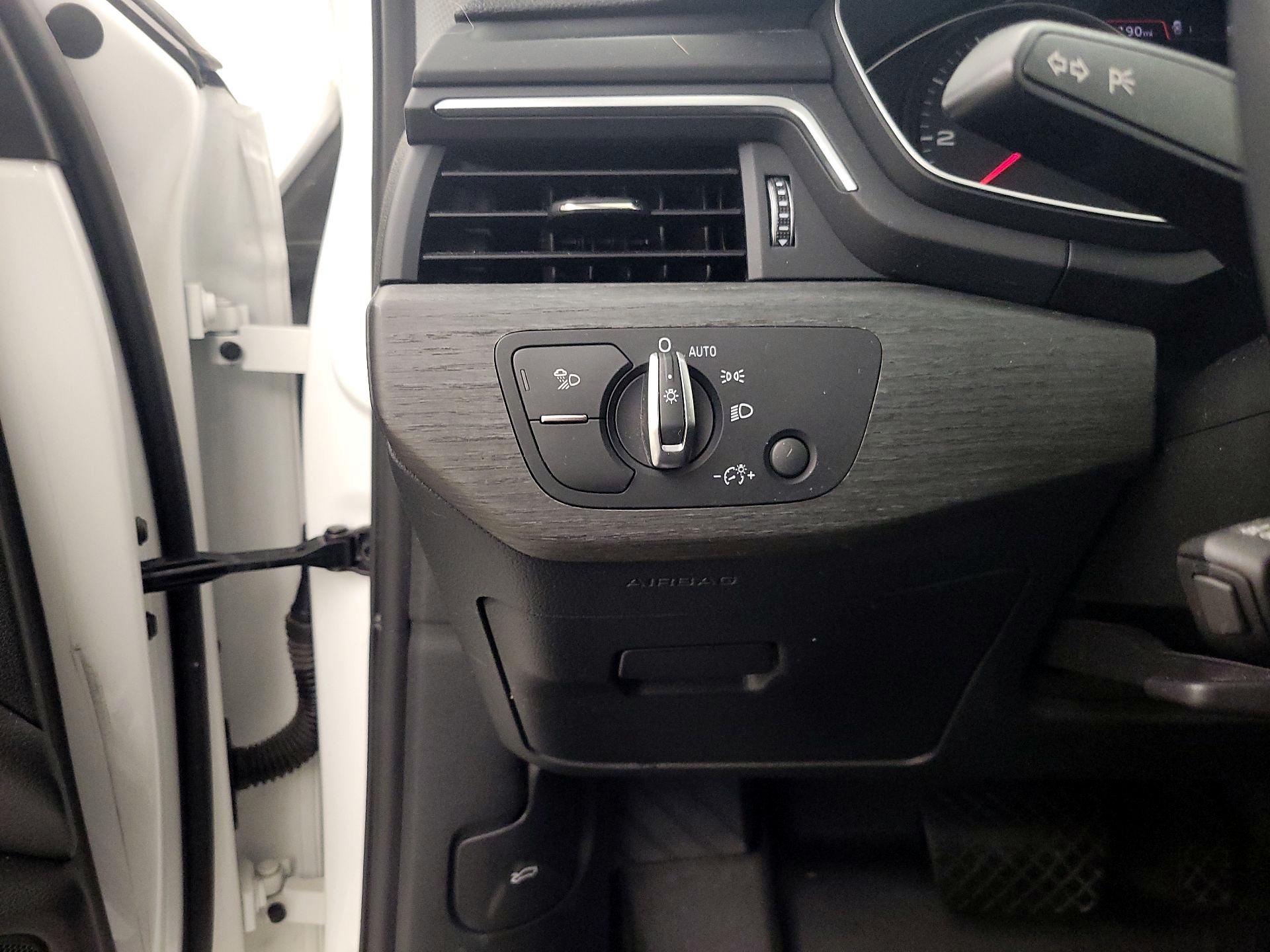 Thumbnail: 2019 Audi A4 - 13